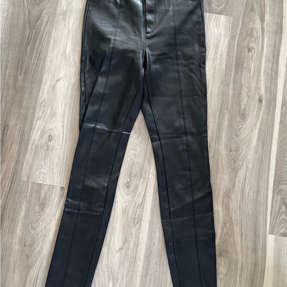 Zara Black Faux Leather Buttoned Leggings
